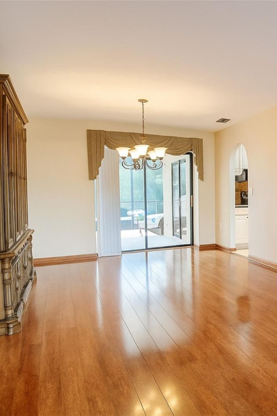 Best Realtor in Spring Hill FL preparing home for sale after smoke odor removal